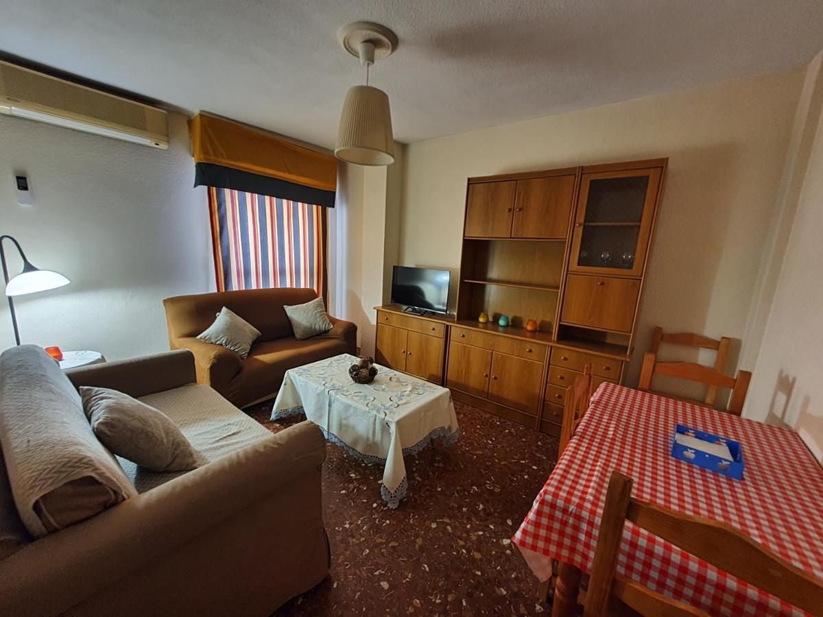 Apartamento Acogedor En Los Patios De San Basilio กอร์โดบา ภายนอก รูปภาพ