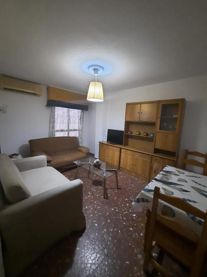 Apartamento Acogedor En Los Patios De San Basilio กอร์โดบา ภายนอก รูปภาพ
