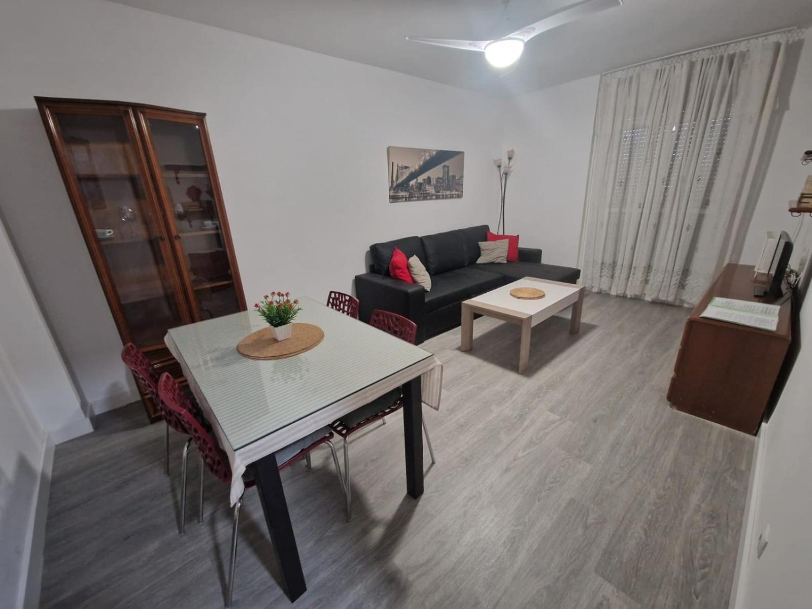 Apartamento Acogedor En Los Patios De San Basilio กอร์โดบา ภายนอก รูปภาพ